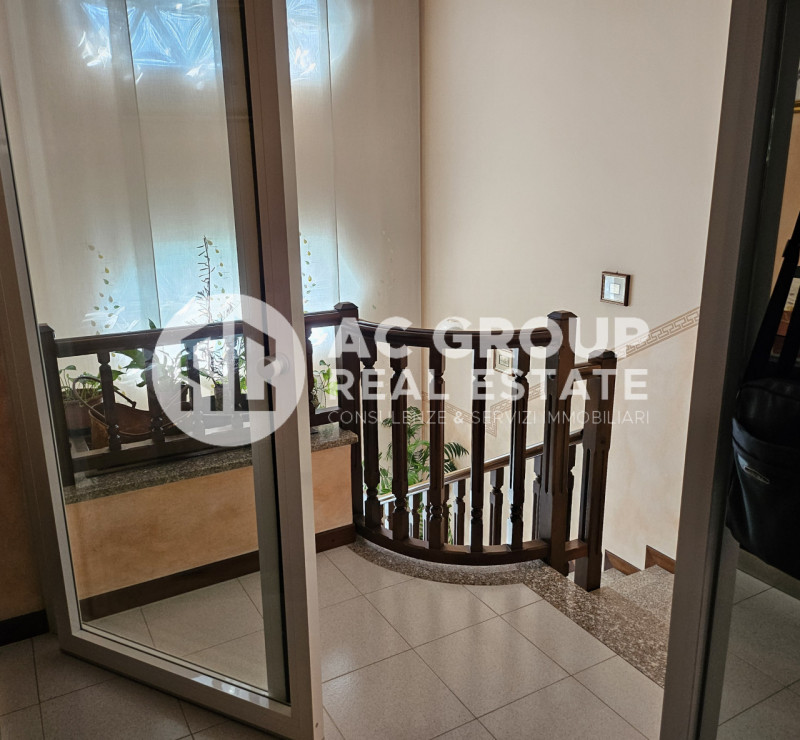 Immagine 17 di Villa in vendita  in Via Giotto a Rescaldina