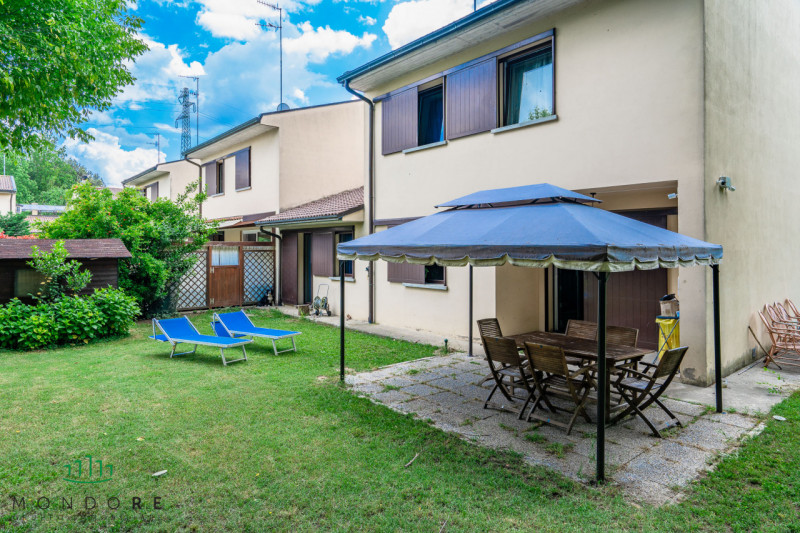 Immagine 2 di Villa in vendita  in via san lorenzo a Sasso Marconi