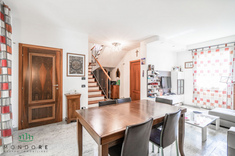 Immagine 21 di Villa in vendita  in via san lorenzo a Sasso Marconi