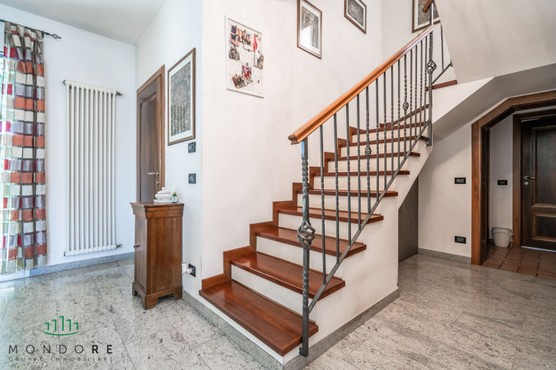 Immagine 25 di Villa in vendita  in via san lorenzo a Sasso Marconi