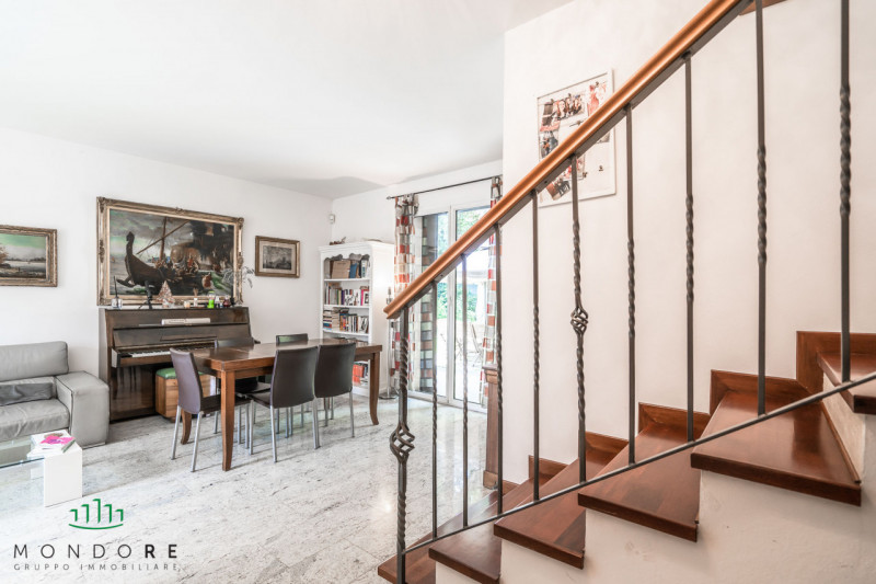 Immagine 28 di Villa in vendita  in via san lorenzo a Sasso Marconi