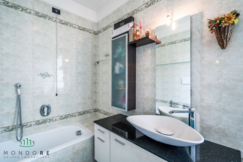 Immagine 53 di Villa in vendita  in via san lorenzo a Sasso Marconi