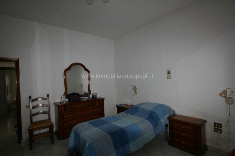 Immagine 8 di Casa indipendente in vendita  a Sinalunga