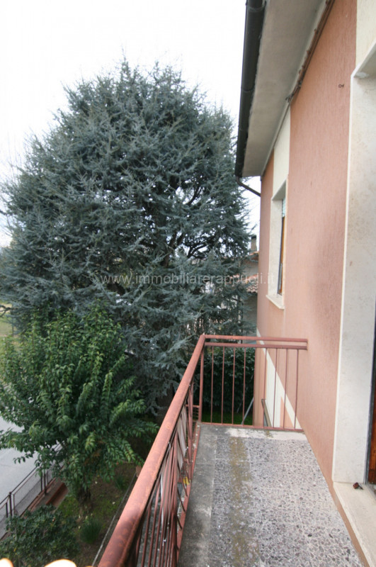 Immagine 25 di Casa indipendente in vendita  a Sinalunga