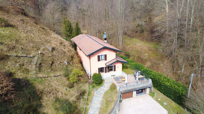 Immagine 40 di Villa in vendita  in localita' sarcalino a Caprile