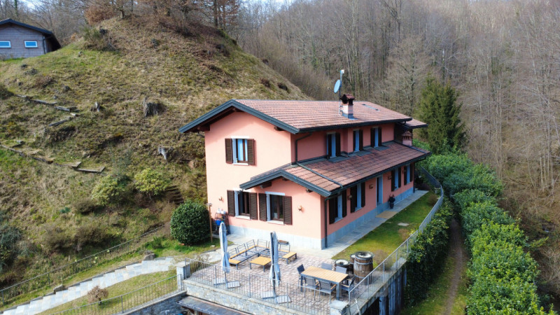 Immagine 42 di Villa in vendita  in localita' sarcalino a Caprile