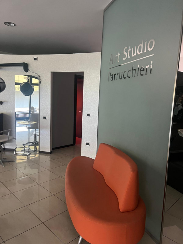 Immagine 2 di Negozio in affitto  in Via Mantegna a Pozzonovo