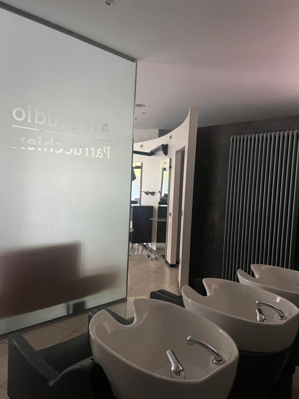 Immagine 4 di Negozio in affitto  in Via Mantegna a Pozzonovo