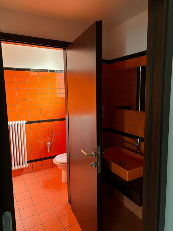 Immagine 11 di Negozio in affitto  in Via Mantegna a Pozzonovo