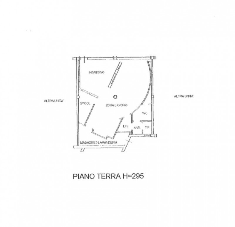 Immagine 14 di Negozio in affitto  in Via Mantegna a Pozzonovo