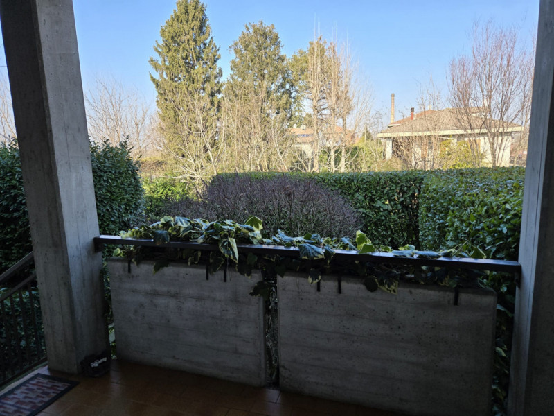 Immagine 2 di Villetta a schiera in vendita  in Strada Traversetolo, 276 a Parma