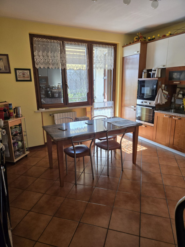 Immagine 14 di Villetta a schiera in vendita  in Strada Traversetolo, 276 a Parma