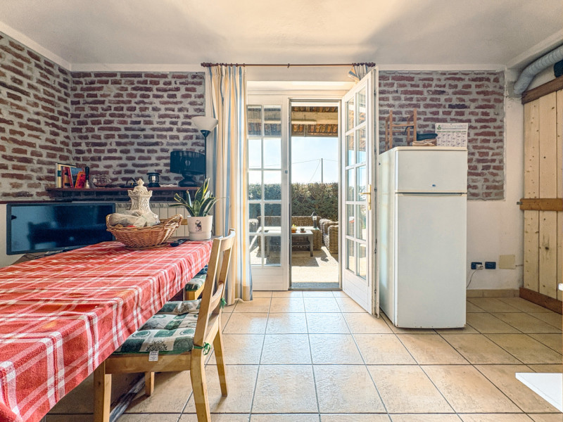 Immagine 12 di Hotel in vendita  in cascina americana a Balocco