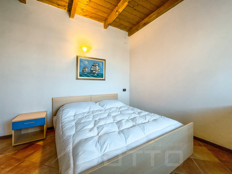 Immagine 18 di Hotel in vendita  in cascina americana a Balocco