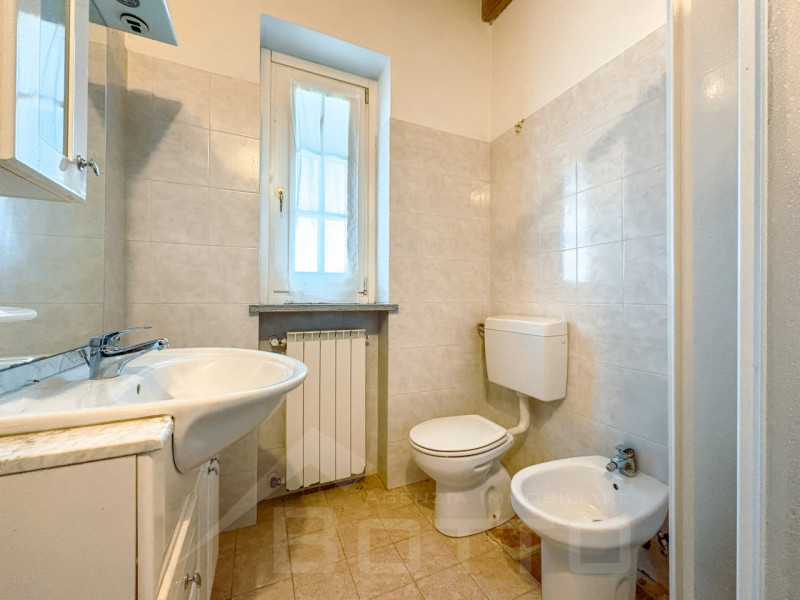 Immagine 20 di Hotel in vendita  in cascina americana a Balocco