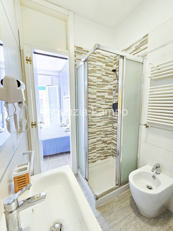 Immagine 10 di Appartamento in vendita  in Largo Augustus a Jesolo