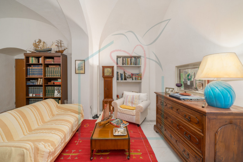 Immagine 5 di Appartamento in vendita  a Sarzana