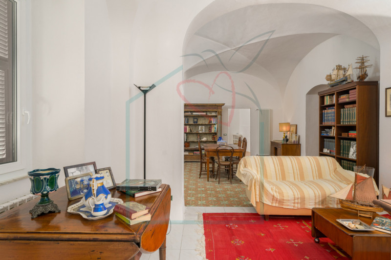 Immagine 7 di Appartamento in vendita  a Sarzana