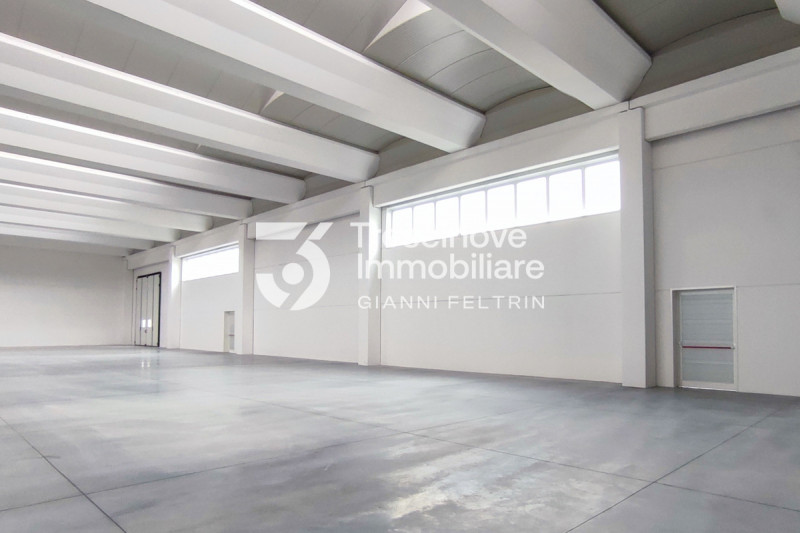 Immagine 15 di Capannone industriale in vendita  in Via Lombardia a Paese