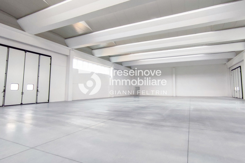 Immagine 19 di Capannone industriale in vendita  in Via Lombardia a Paese
