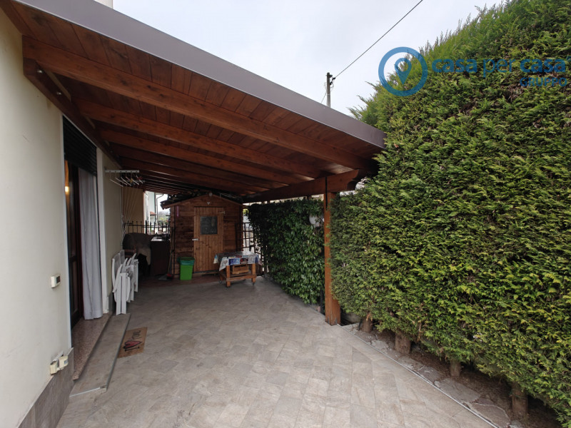 Immagine 8 di Casa quadrifamiliare in vendita  a Rovigo