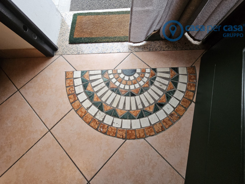 Immagine 12 di Casa quadrifamiliare in vendita  a Rovigo