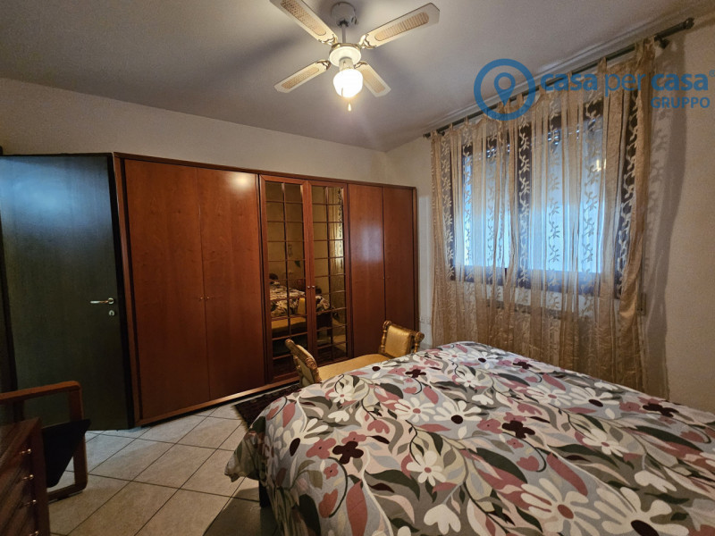 Immagine 18 di Casa quadrifamiliare in vendita  a Rovigo