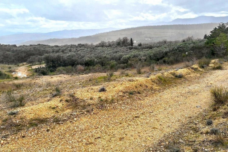 Immagine 8 di Terreno in vendita  in Località Il Poggio, N. Snc a Todi