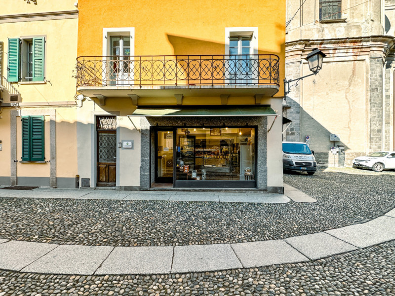 Immagine 9 di Appartamento in vendita  in via antonio giovanola 8 a Cannobio