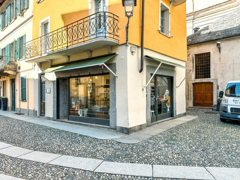 Immagine 11 di Appartamento in vendita  in via antonio giovanola 8 a Cannobio