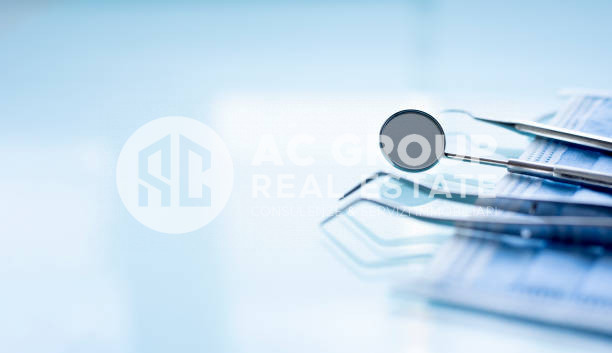 Immagine 3 di Attività commerciale in vendita  in Via Don Luigi Monza a Saronno