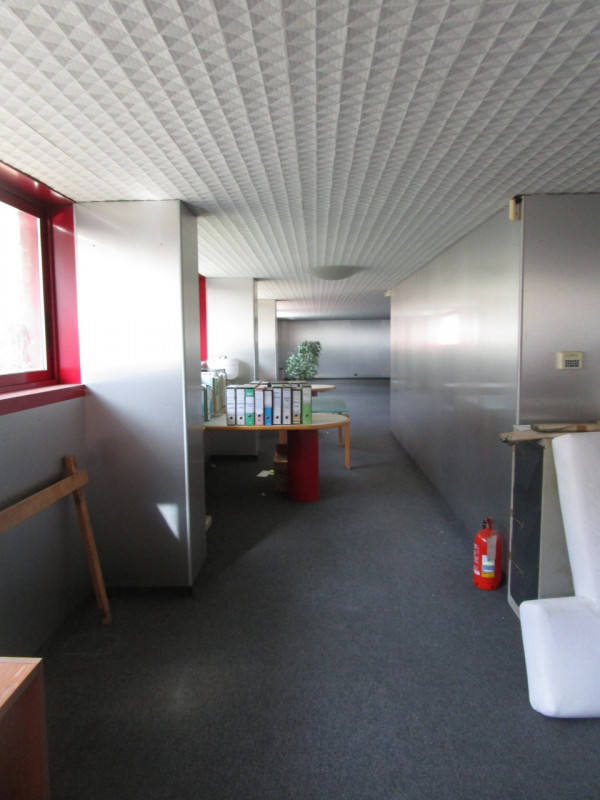 Immagine 6 di Negozio in vendita  a Noventa Padovana