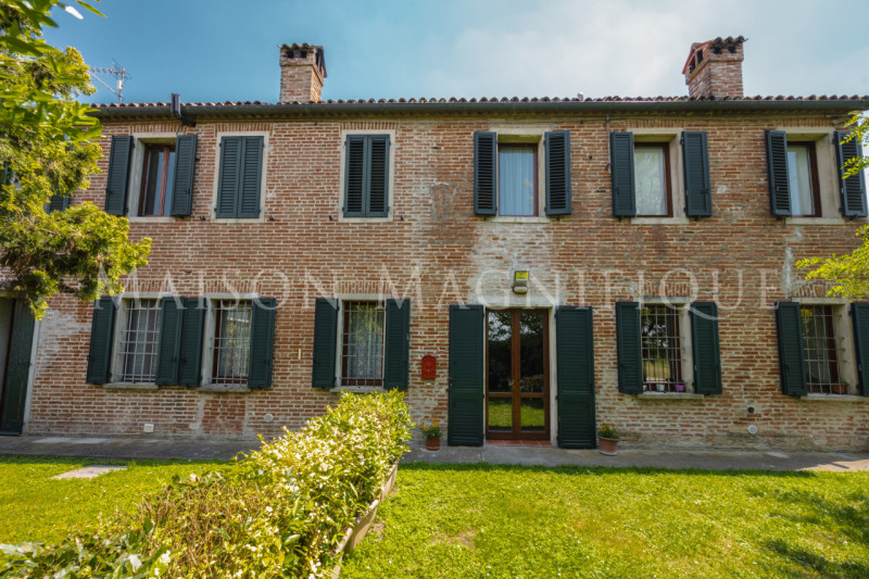 Immagine 3 di Casa indipendente in vendita  in Via Alceste Ricciarelli 265 a Ferrara