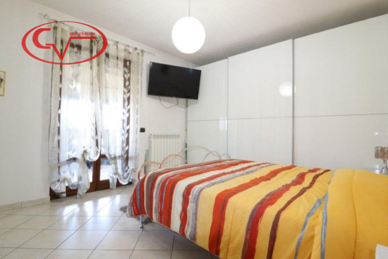 Immagine 30 di Villa in vendita  in levanella a Montevarchi