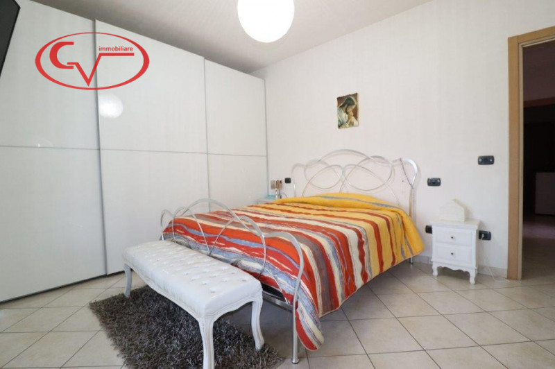 Immagine 31 di Villa in vendita  in levanella a Montevarchi