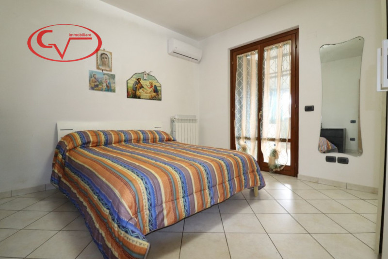 Immagine 39 di Villa in vendita  in levanella a Montevarchi