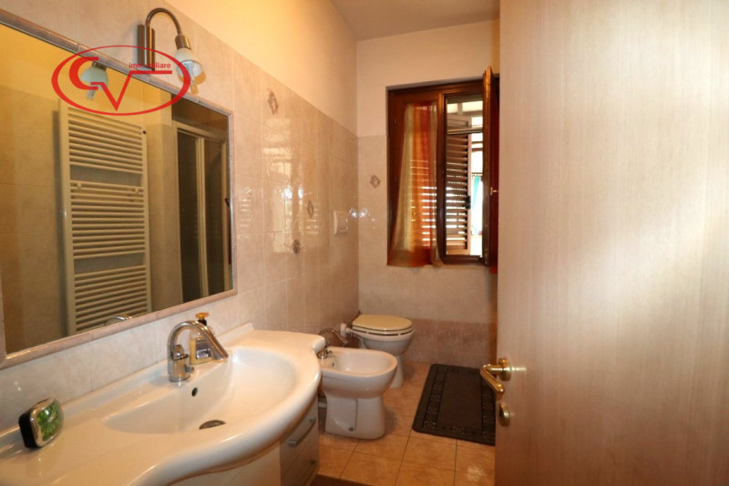 Immagine 44 di Villa in vendita  in levanella a Montevarchi