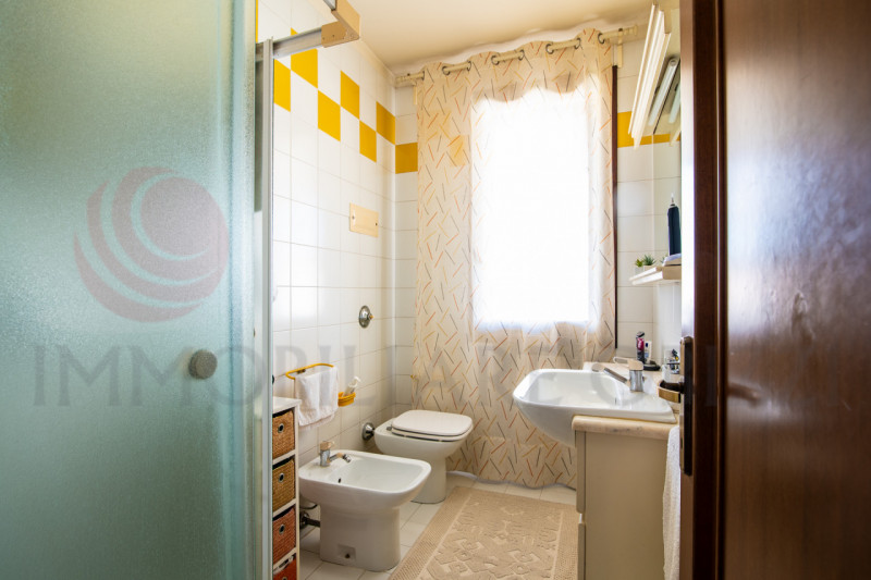 Immagine 9 di Casa bifamiliare in vendita  in Via Padova a Albignasego