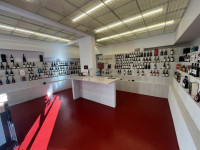 Immagine 13 di Negozio in vendita  in via antonio serra a Roma