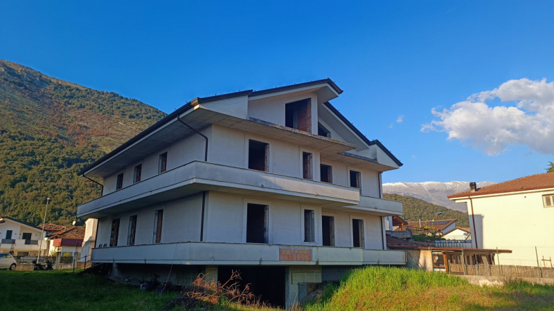 Immagine 1 di Casa indipendente in vendita  in Via Pietra Santa Maria a Sora