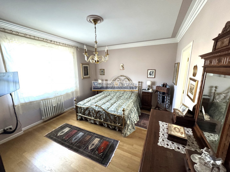 Immagine 11 di Villa in vendita  in Via Tommaso Dal Molin a Desenzano Del Garda