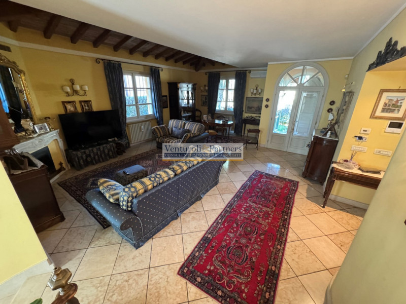 Immagine 15 di Villa in vendita  in Via Tommaso Dal Molin a Desenzano Del Garda