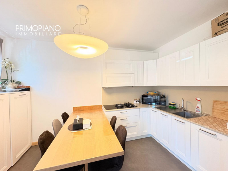 Immagine 3 di Appartamento in vendita  in Piazza Mercato a Comano Terme