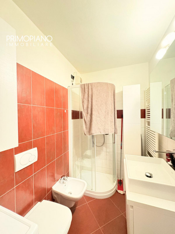 Immagine 12 di Appartamento in vendita  in Piazza Mercato a Comano Terme