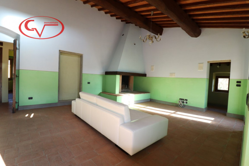 Immagine 8 di Casa indipendente in vendita  in via di montemarciano a Terranuova Bracciolini