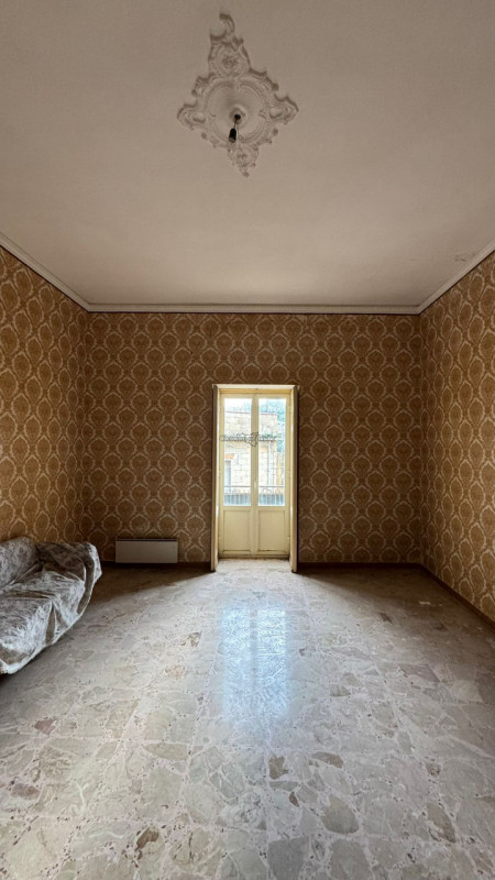 Immagine 14 di Casa indipendente in vendita  a Modica