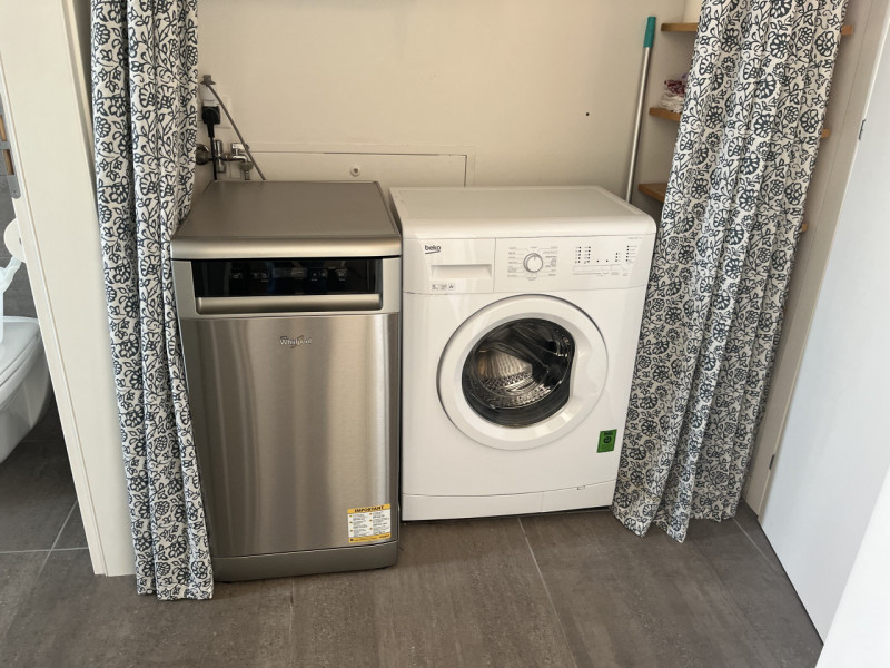 Immagine 13 di Appartamento in vendita  in Via Boschetti a Peschiera Del Garda