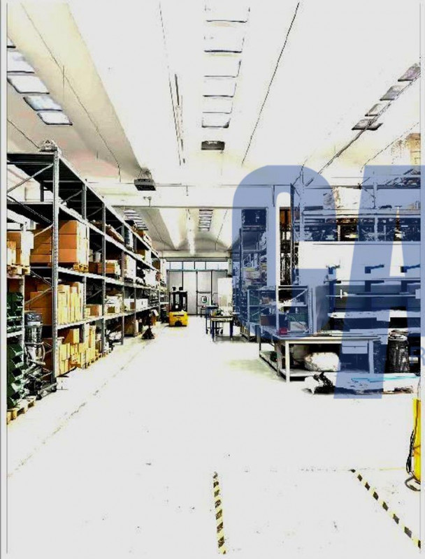 Immagine 2 di Laboratorio in vendita  in VIA SAN LUIGI a Caponago