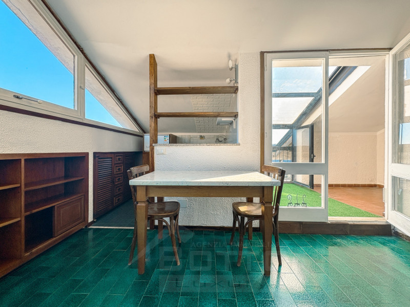 Immagine 7 di Appartamento in vendita  in via per colazza 70 a Pisano