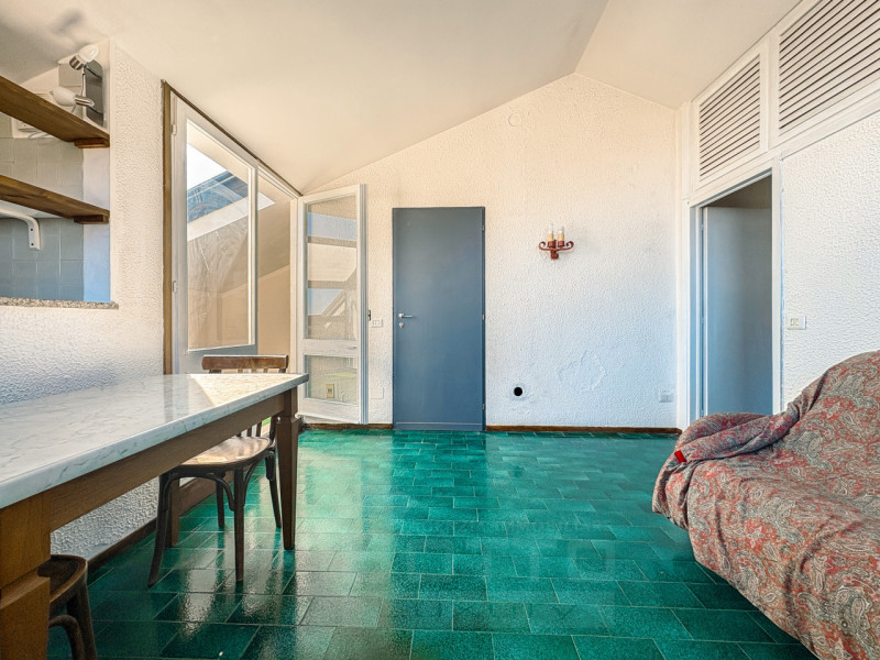 Immagine 8 di Appartamento in vendita  in via per colazza 70 a Pisano